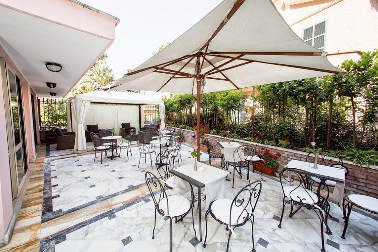 Sunrise Hotel Rome Bagian luar foto