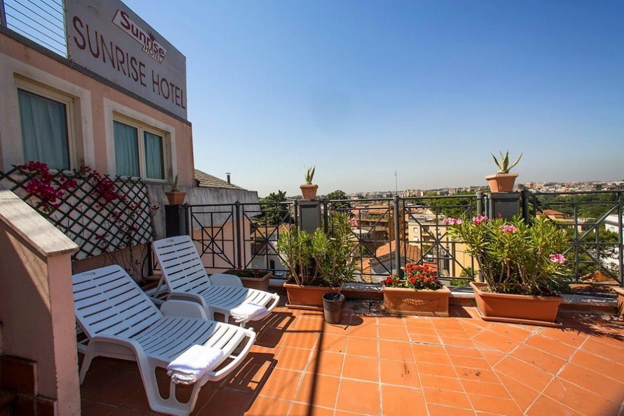 Sunrise Hotel Rome Bagian luar foto