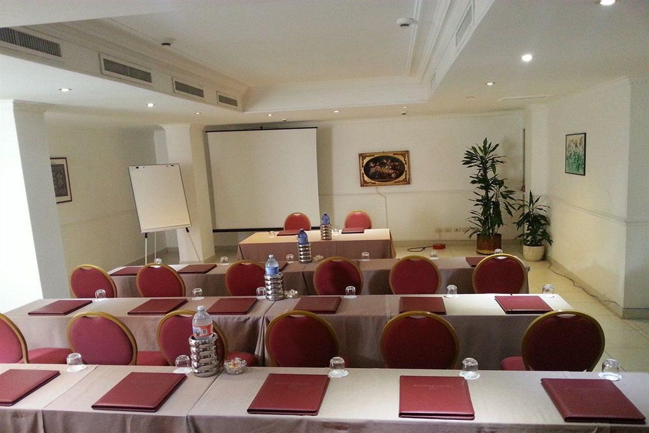 Sunrise Hotel Rome Bagian luar foto