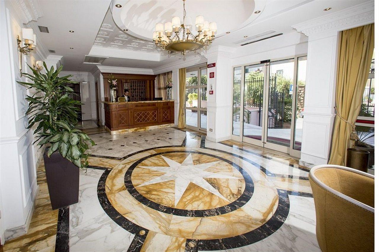 Sunrise Hotel Rome Bagian luar foto