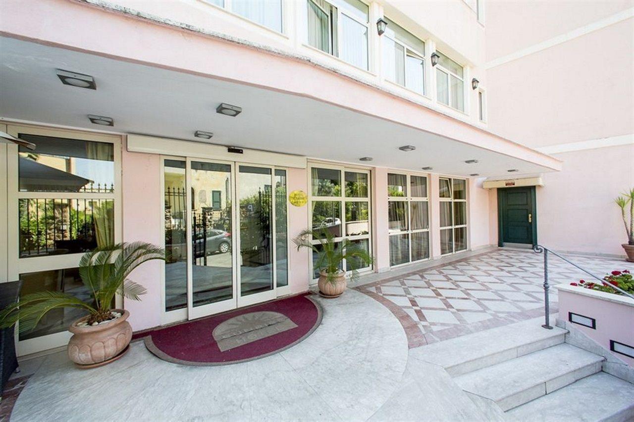 Sunrise Hotel Rome Bagian luar foto