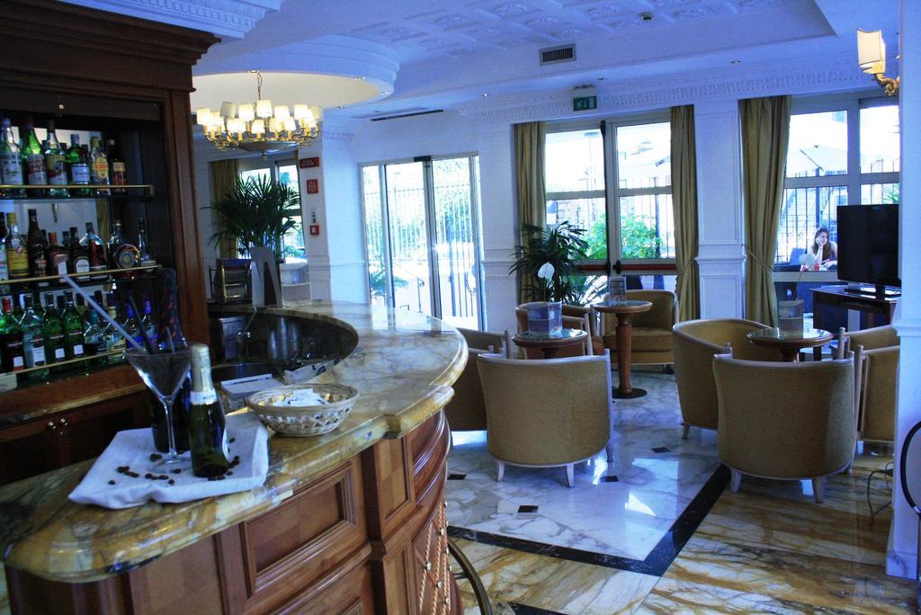 Sunrise Hotel Rome Bagian luar foto