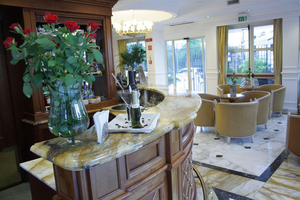 Sunrise Hotel Rome Bagian luar foto
